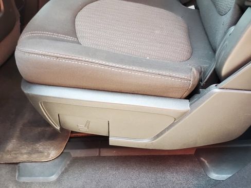 Used 2014 Chevrolet Traverse LT w/ All-Star Edition image 32