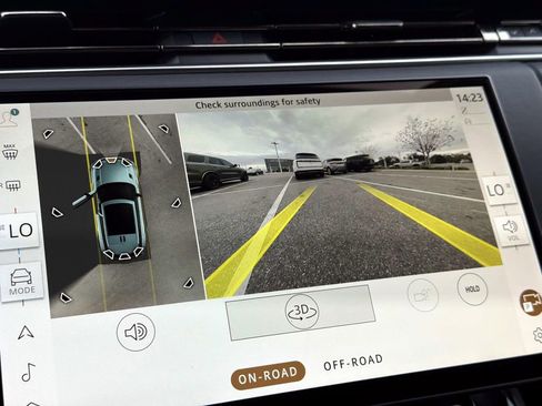 Used 2024 Land Rover Range Rover Sport SE image 22