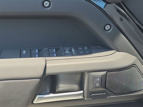 New 2025 Land Rover Defender 130 S image 29
