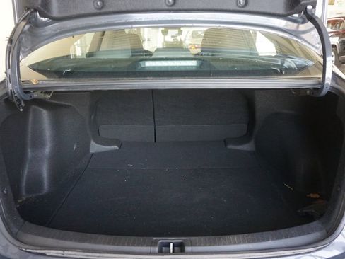 Used 2023 Toyota Corolla SE FWD image 9