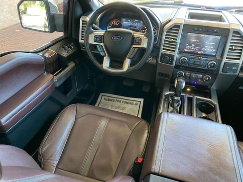 Used 2015 Ford F150 Platinum w/ Equipment Group 701A Luxury AWD/4WD image 24