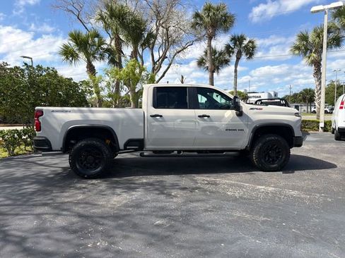 New 2026 Chevrolet Silverado 2500 ZR2 w/ ZR2 Bison Edition AWD/4WD image 13