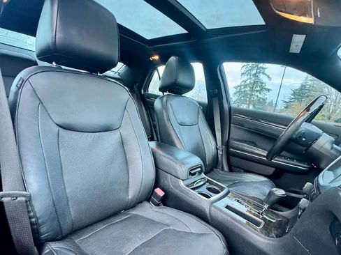 Used 2011 Chrysler 300 C w/ Sound Group image 3