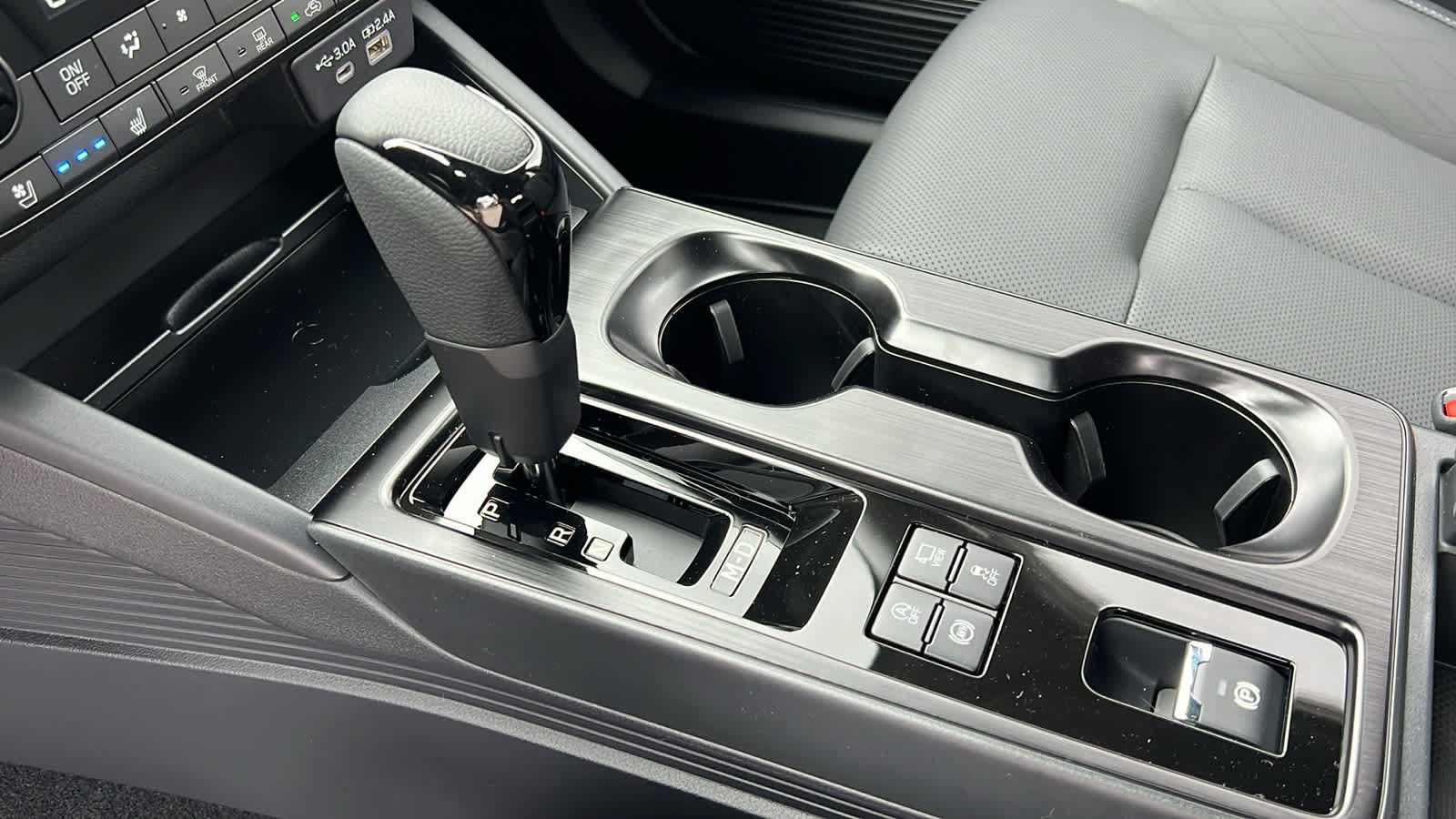 New 2026 Subaru Outback Touring XT AWD/4WD image 13