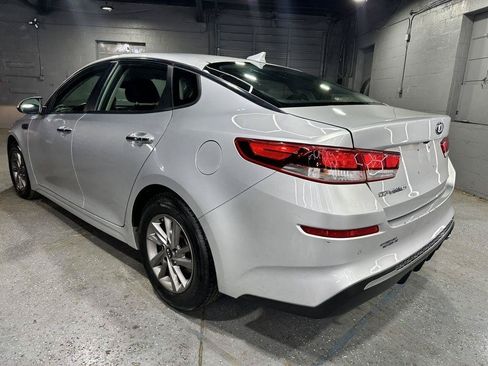 Used 2018 Kia Optima LX FWD image 4