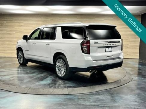 Used 2023 Chevrolet Suburban High Country AWD/4WD image 14