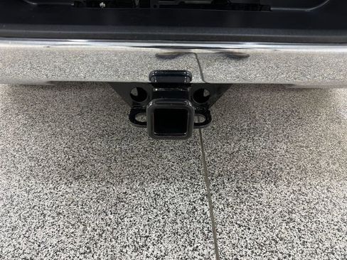 Used 2024 Chevrolet Silverado 1500 LT image 26