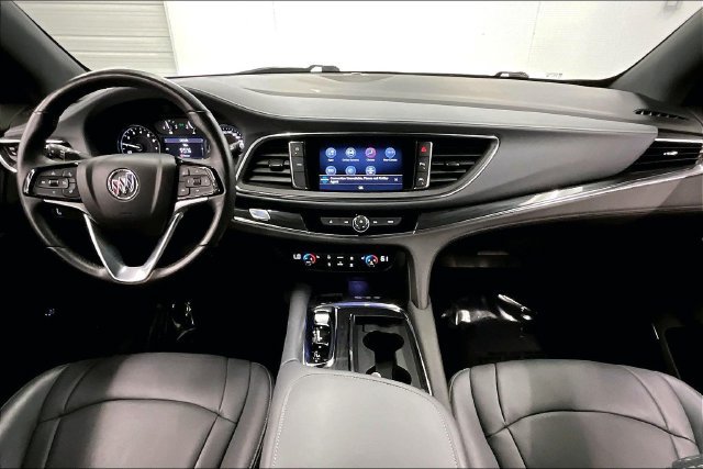 Used 2024 Buick Enclave Essence w/ Experience Buick Package AWD/4WD image 17