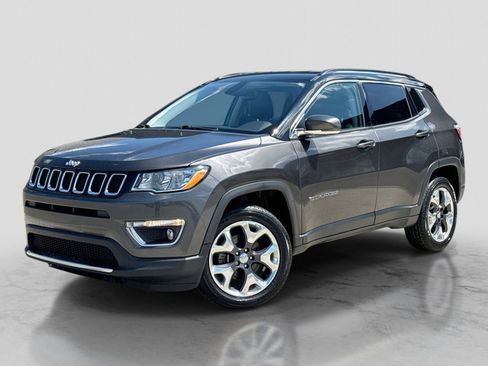 Used 2019 Jeep Compass Limited AWD/4WD image 1