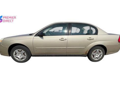 Used 2007 Chevrolet Malibu LS image 2