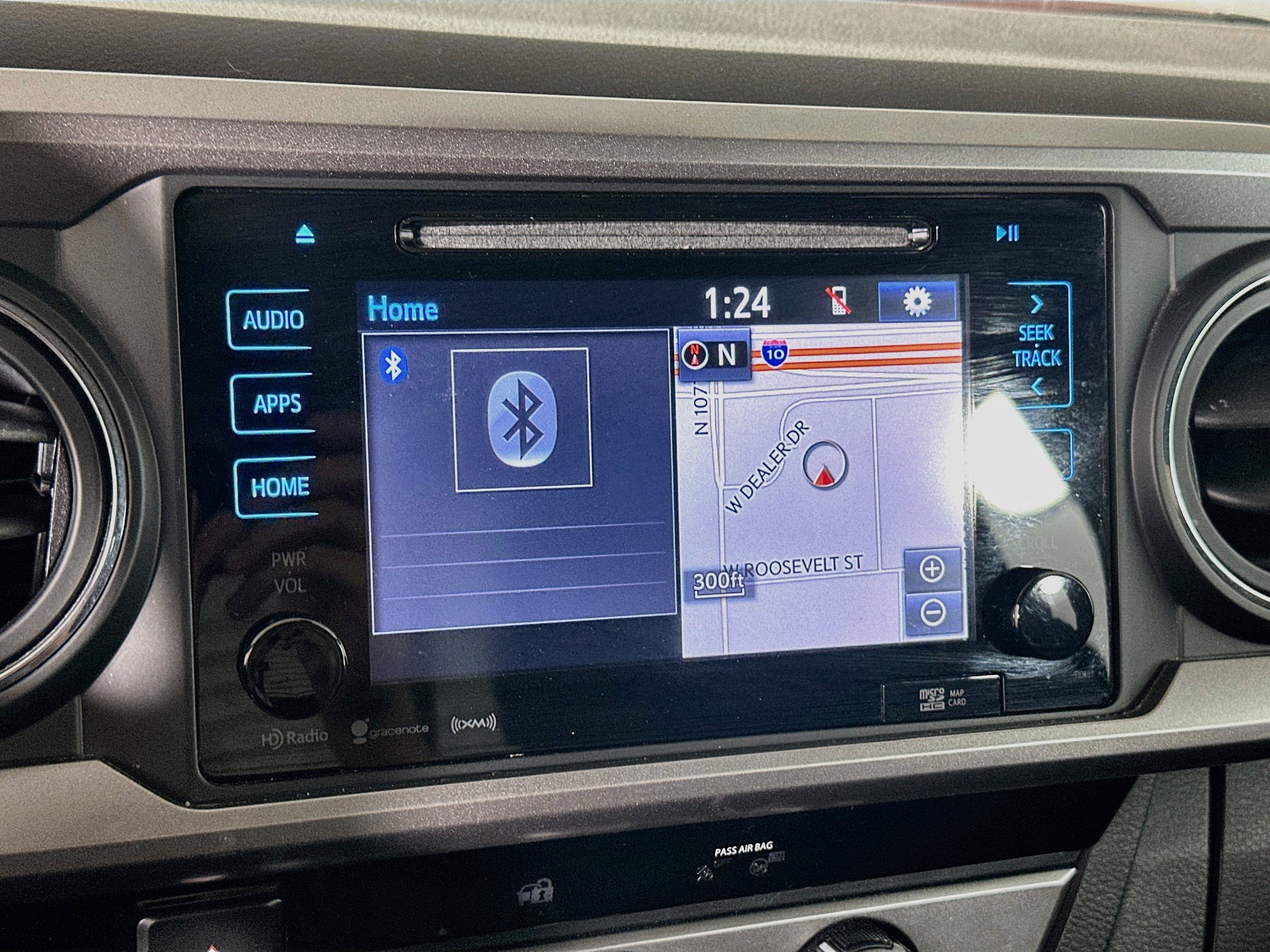 Used 2018 Toyota Tacoma SR5 RWD image 19