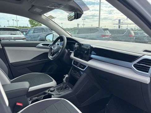 New 2026 Volkswagen Taos SE AWD/4WD image 44