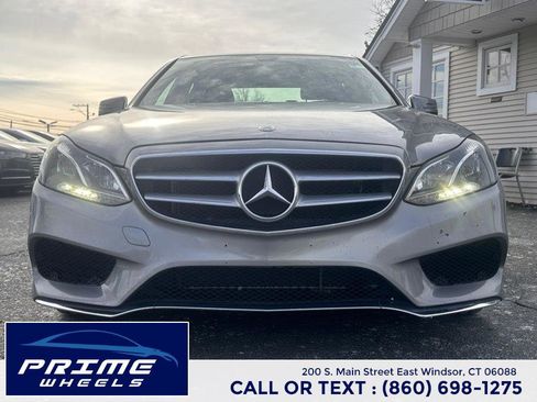 Used 2014 Mercedes-Benz E 350 4dr Sdn E 350 Luxury 4MATIC image 2