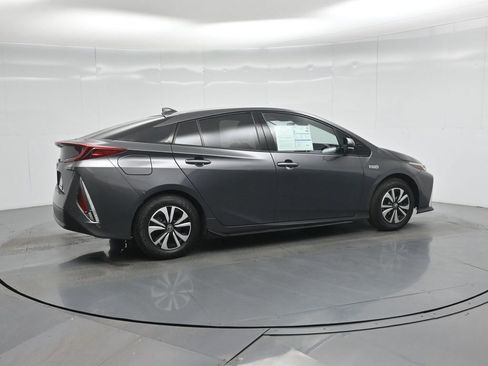 Used 2018 Toyota Prius Prime Plus image 22