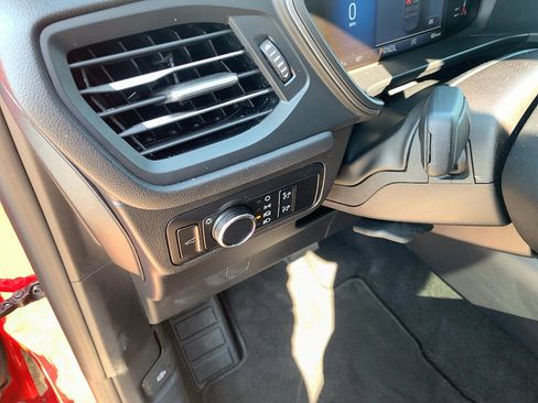 Used 2024 Ford Escape Active image 19