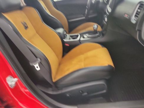 Used 2022 Dodge Charger Scat Pack RWD image 31