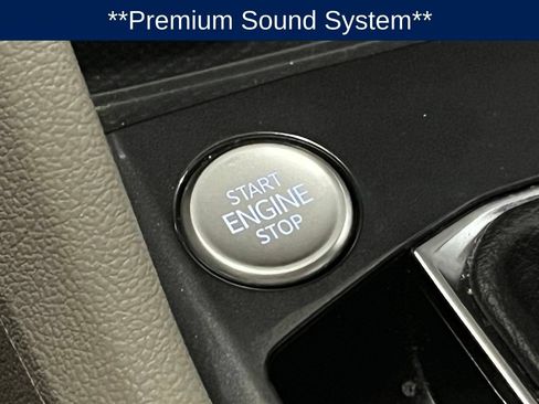 Used 2023 Volkswagen Tiguan SE R-Line AWD/4WD image 16