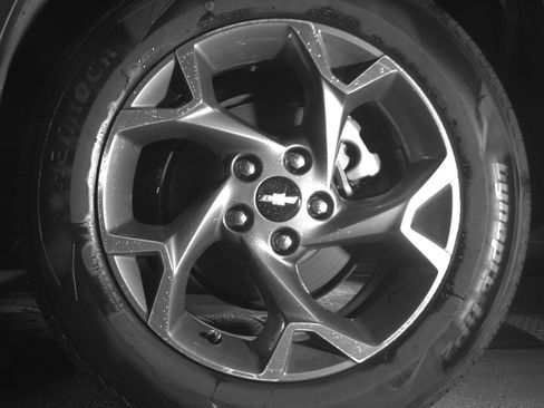 Used 2025 Chevrolet Trax LT FWD image 14