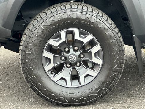 Certified 2021 Toyota Tacoma TRD Off-Road w/ Technology Package RWD image 25