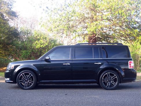 Used 2015 Ford Flex Limited w/ Equipment Group 303A image 2