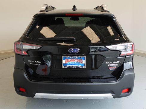 Used 2025 Subaru Outback Touring w/ Tech Package 2 image 6