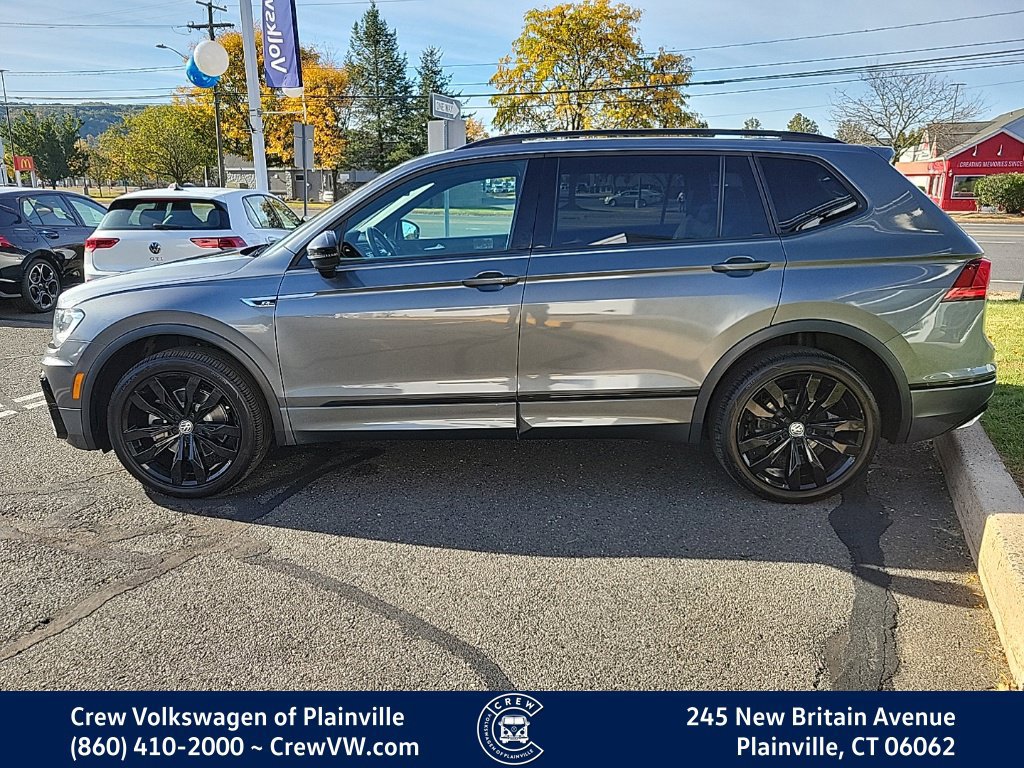 Certified 2021 Volkswagen Tiguan SE R-Line w/ 3rd Row Seat Package AWD/4WD image 25
