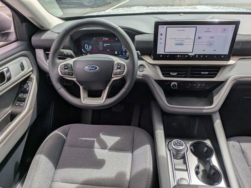 New 2026 Ford Explorer Active image 18