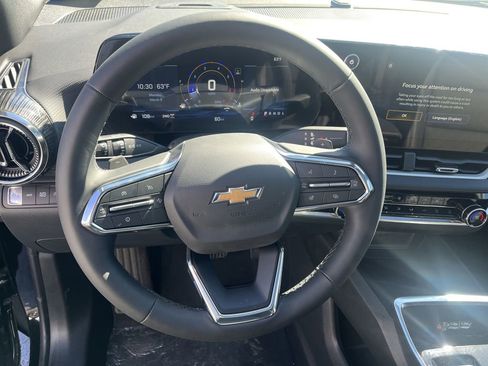 New 2026 Chevrolet Equinox LT w/ Convenience Package II image 19