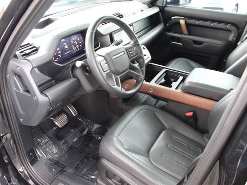 Used 2020 Land Rover Defender 110 X AWD/4WD image 16