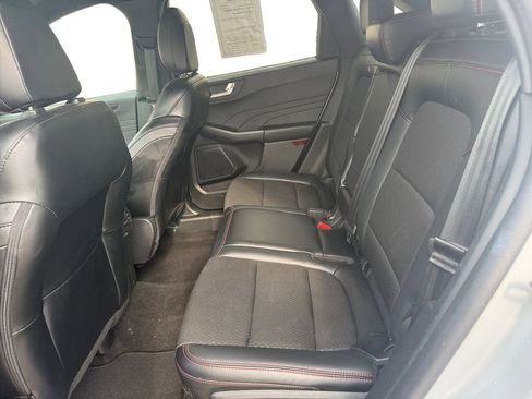 Used 2025 Ford Escape ST-Line Select AWD/4WD image 13