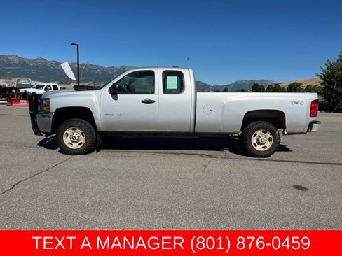 Used 2011 Chevrolet Silverado 2500 W/T AWD/4WD image 6