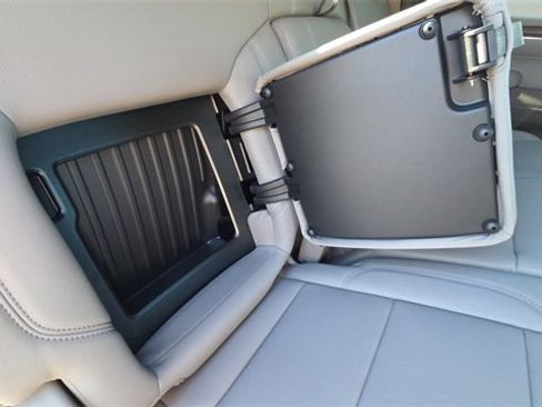 New 2026 GMC Sierra 1500 SLT w/ SLT Premium Plus Package image 26