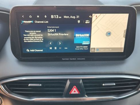 Used 2023 Hyundai Santa Fe SEL w/ Premium Package FWD image 16