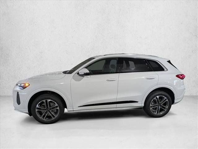 New 2025 Audi Q5 Premium AWD/4WD image 9