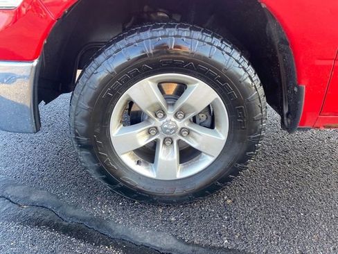 Used 2013 RAM 1500 Classic SLT w/ Premium Display Pkg image 19