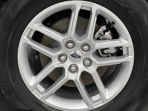 Used 2025 Ford Explorer Active RWD image 74
