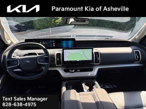 Used 2025 Ford Expedition Max Active RWD image 7