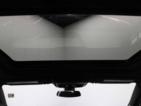 Used 2022 Cadillac XT5 Premium Luxury image 17