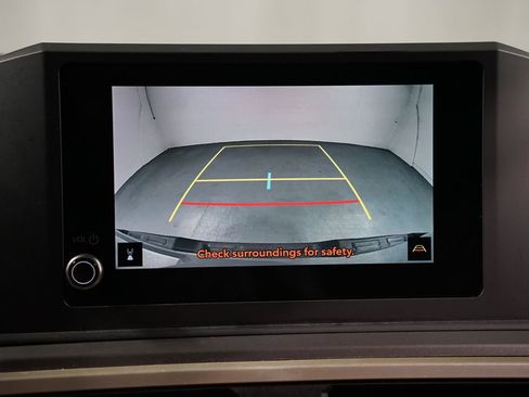 Certified 2024 Toyota Tacoma SR5 image 21