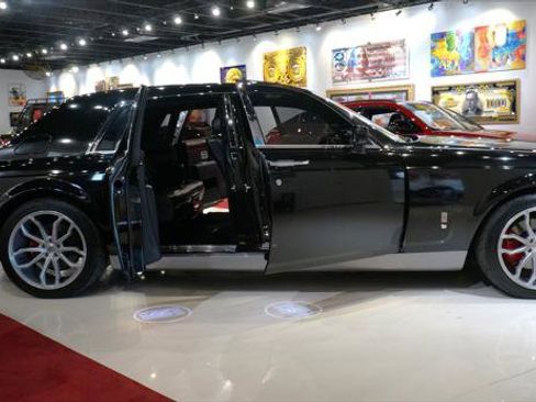 Used 2004 Rolls-Royce Phantom Sedan image 11