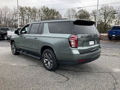 Certified 2024 Chevrolet Suburban Z71 w/ Luxury Package image 24