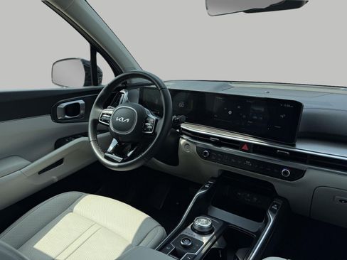 Used 2025 Kia Sorento EX AWD/4WD image 35
