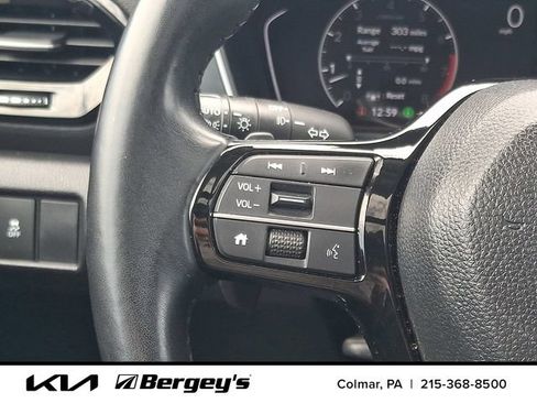 Used 2023 Honda Pilot Touring image 25