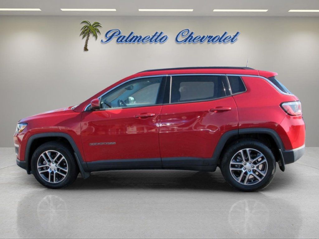 Used 2018 Jeep Compass Latitude w/ Popular Equipment Group FWD image 5