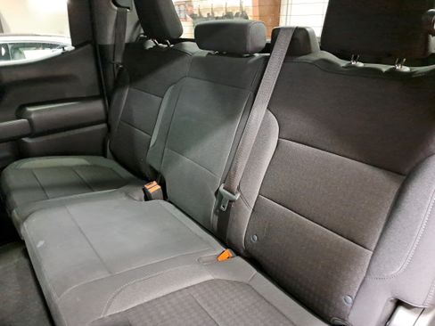 Used 2022 Chevrolet Silverado 1500 Custom w/ Safety Confidence Package AWD/4WD image 14