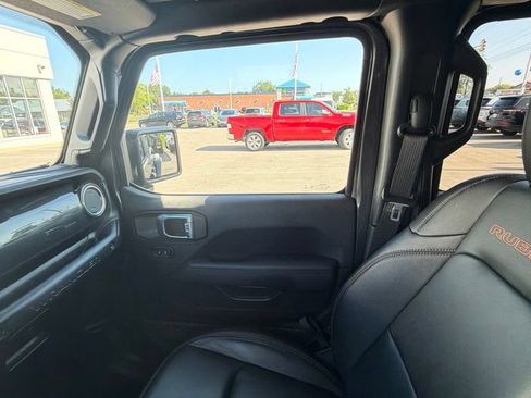 Used 2021 Jeep Wrangler Unlimited Rubicon w/ Dual Top Group AWD/4WD image 19