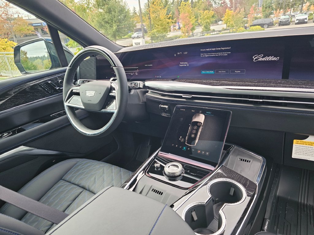 New 2026 Cadillac Escalade IQ Luxury 1 w/ LPO, Floor Liner Package AWD/4WD image 12