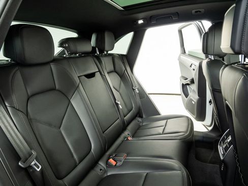 New 2026 Porsche Macan S AWD/4WD image 23