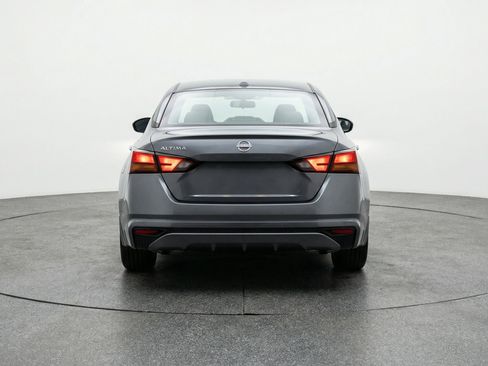 Used 2025 Nissan Altima 2.5 SV image 7