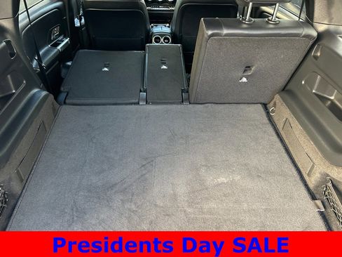 Used 2020 Mercedes-Benz GLB 250 4MATIC image 16